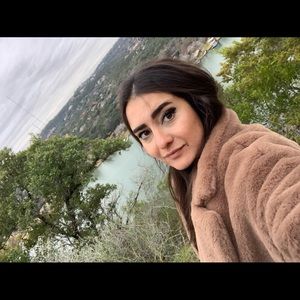 Meet your Posher, Kismet